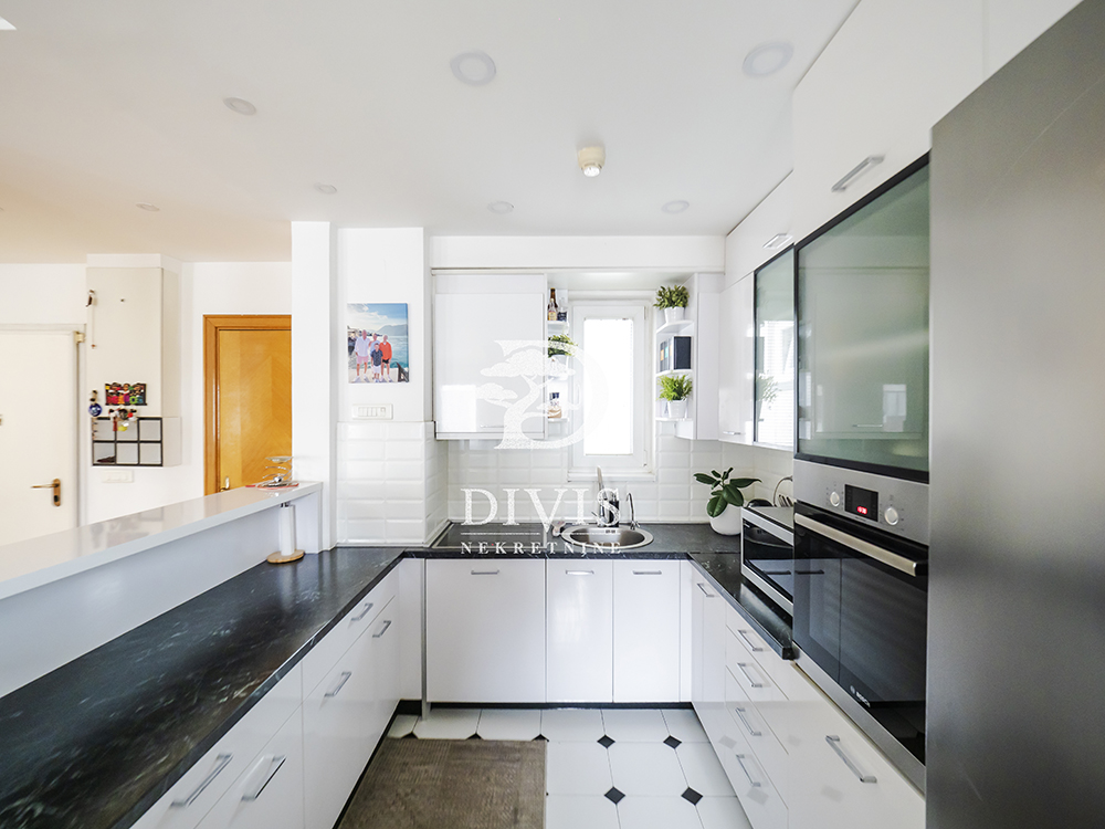 Slika 5 - Durmitorska , Četvorosoban stan na prodaju, 149m2, 450.000€